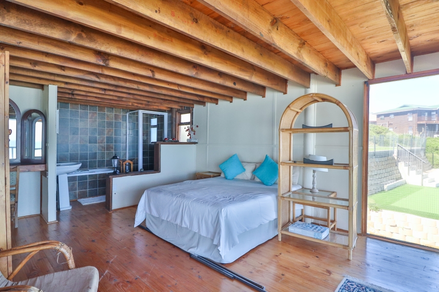 10 Bedroom Property for Sale in Dana Bay Western Cape
